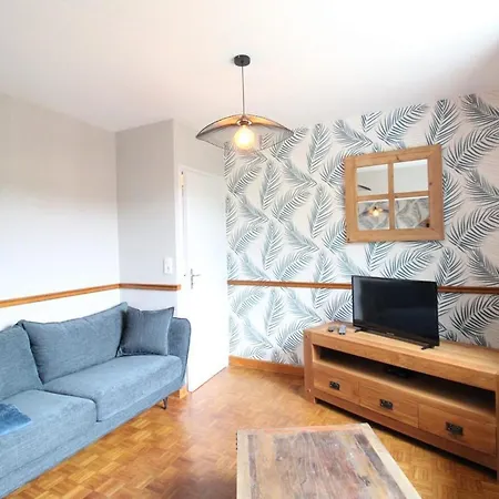 Maison Calme Au Coeur Des Volcans, Ideale Pour Randonnee Et Activites En Nature - Fr-1-742-550 Condat (Cantal)