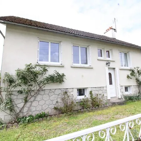 Maison Calme Au Coeur Des Volcans, Ideale Pour Randonnee Et Activites En Nature - Fr-1-742-550 Holiday home *