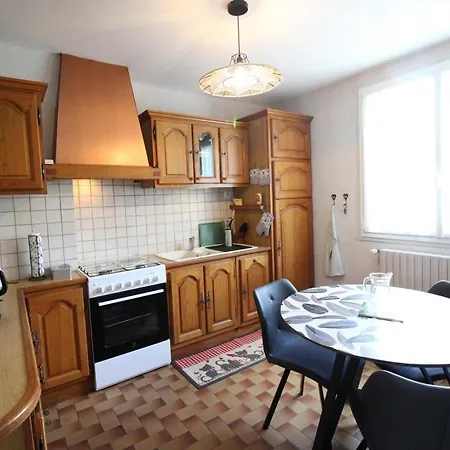 Maison Calme Au Coeur Des Volcans, Ideale Pour Randonnee Et Activites En Nature - Fr-1-742-550 Condat (Cantal)