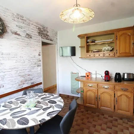 Maison Calme Au Coeur Des Volcans, Ideale Pour Randonnee Et Activites En Nature - Fr-1-742-550 * Condat (Cantal)